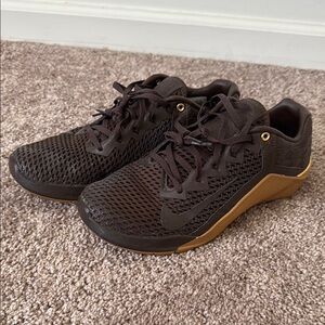 Nike Metcons l